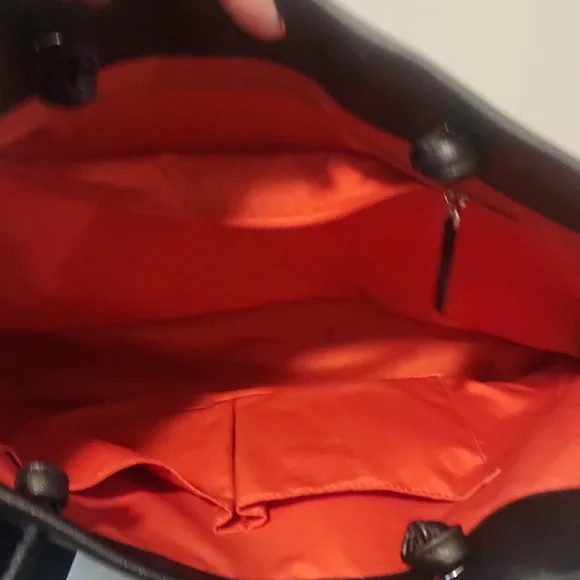 Marc Jacobs East West Logo Tote - Picture 3 of 6